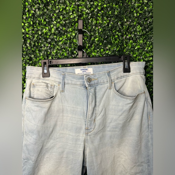 Jeans - Picture 2 of 3